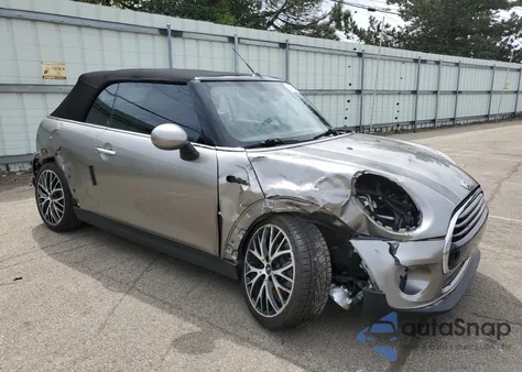 2017 Mini Convertible Cooper z USA, uszkodzony, nr VIN WMWWG5C53H3C20253